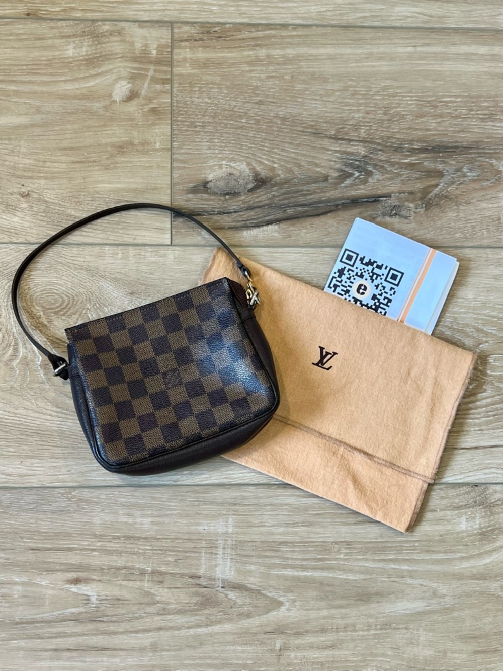 LOUIS VUITTON  Damier Ebene Canvas Trousse Pochette Bag w/ COA and dustbag